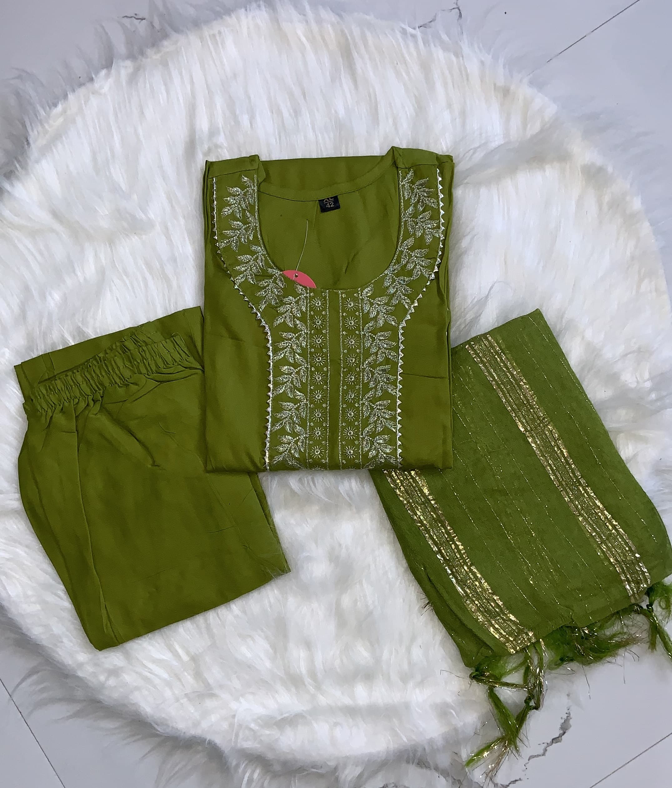 Olive Green Kurti Set, view 2
